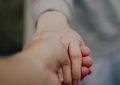 9 Spiritual Meanings of Dreaming of Holding Hands with a Celebrity