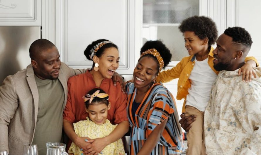 9 Spiritual Meanings of Dreaming About Family Members