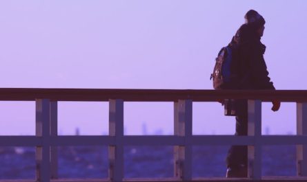 9 Spiritual Meanings of Dreaming About Separation from Family