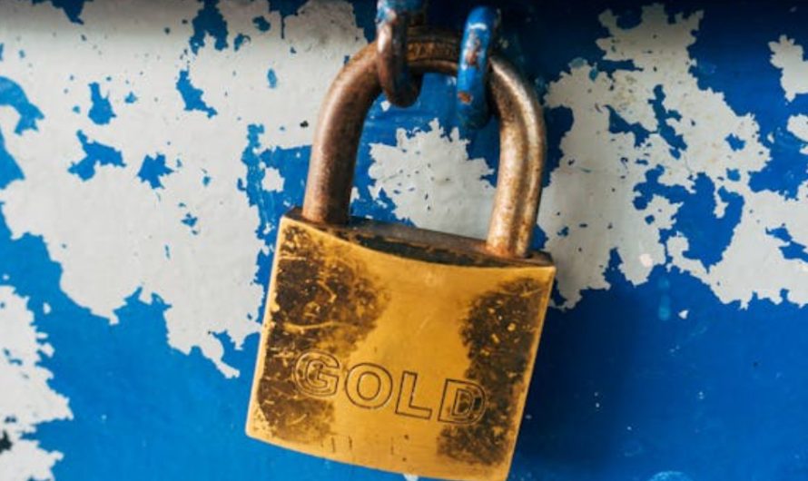 9 Spiritual Meanings of Dreaming about Hiding Gold