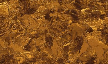 9 Spiritual Meanings of Dreaming of Being Given Gold