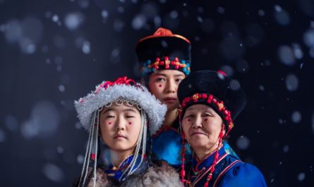 9 Spiritual Meanings of Dreaming of an Ancestor Smiling