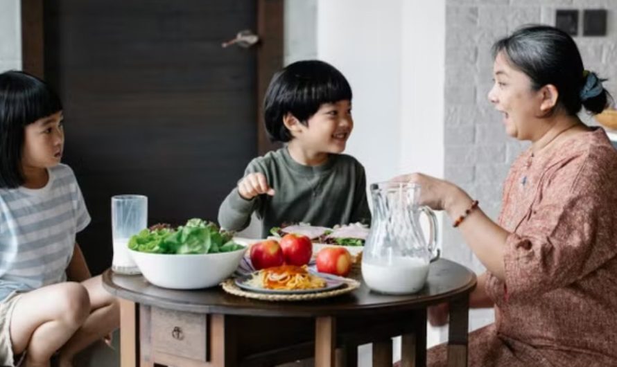 9 Spiritual Meanings of Dreaming About Having Dinner with Ancestors